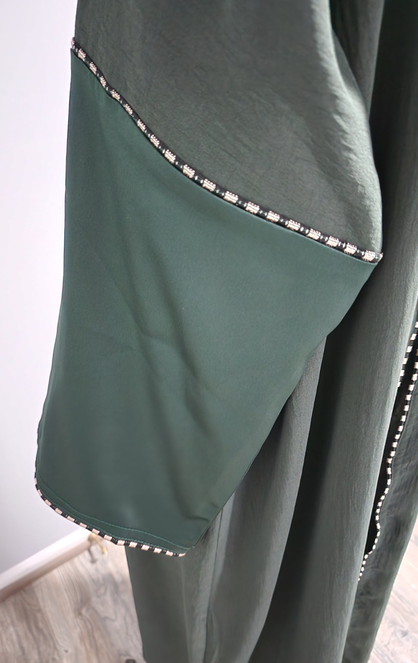 Khaleeji Style Bisht